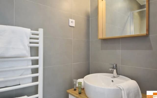 202095 - Charming apartment for 6 people in the heart of Paris - photo 4