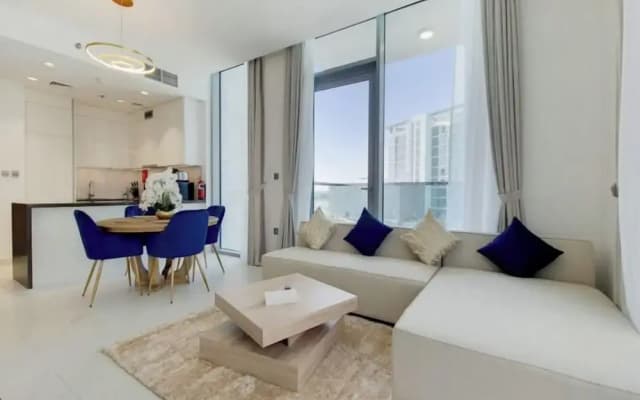 PVH | 1BR Lagoon View District One Residences - photo 4
