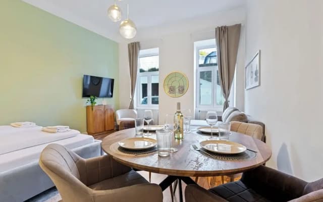 Cozy City Apartments - photo 5