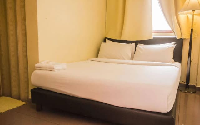 Anggerik Lodging Hotel - photo 3