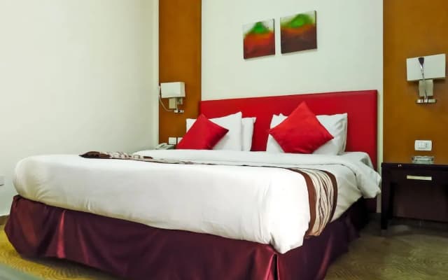 New Lamar Hotel - photo 3