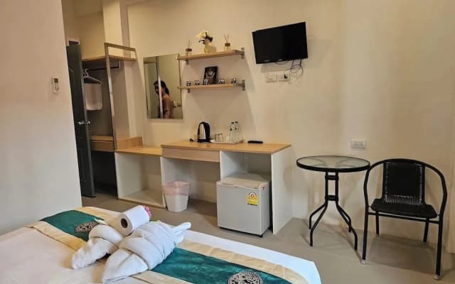PL Residence Hotel Patamnak Soi 3 - photo 4