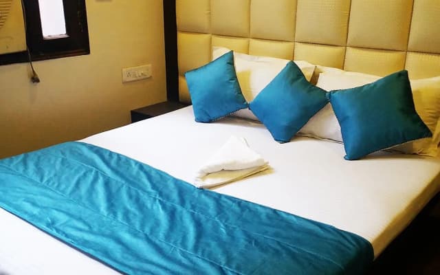 OYO 6801 Hotel Shri Sai International - photo 5