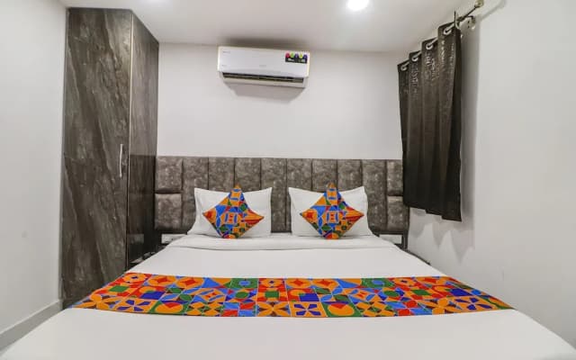 FabHotel Roadway Inn - photo 2