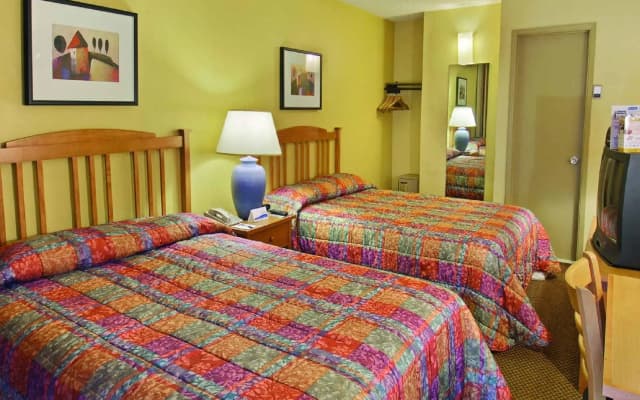 SF Central Hotel - photo 5