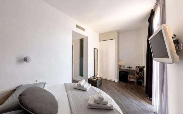 Blue Inn Luxury Suites - photo 3
