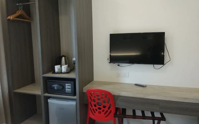 Hotel Alpha - photo 3