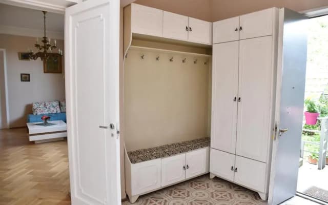 3 BD App with cozy Garden - photo 2
