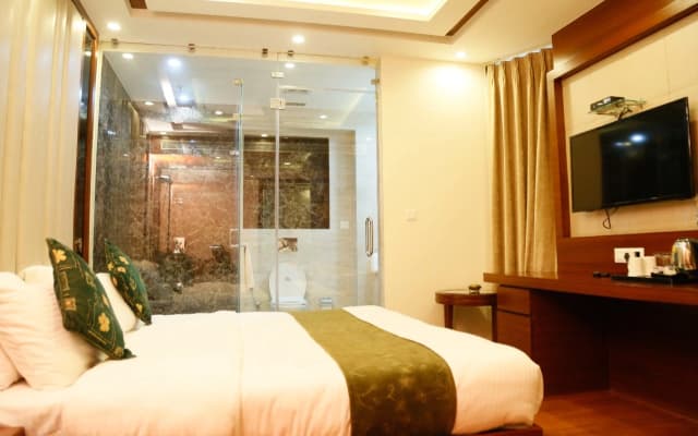 Hotel Grand FFOUR - photo 4