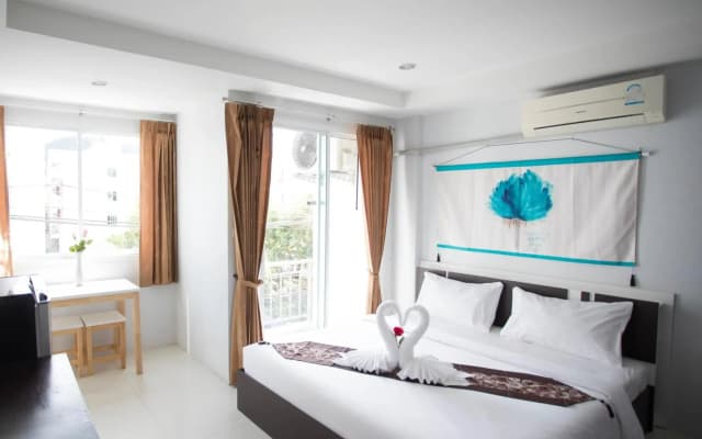 Bad Boys Guesthouse Patong - photo 3
