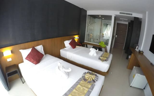 Phoenix Grand Hotel - photo 5