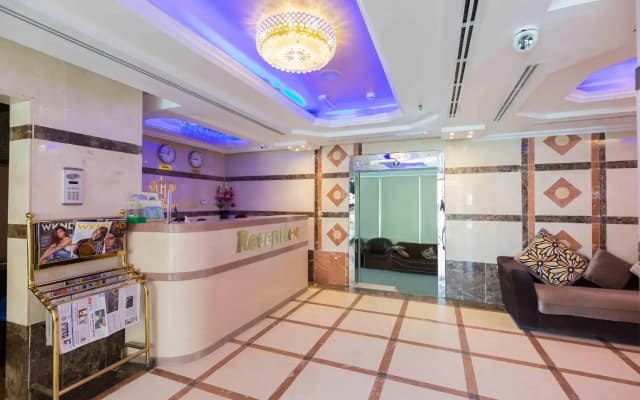Dream Palace Hotel - photo 2
