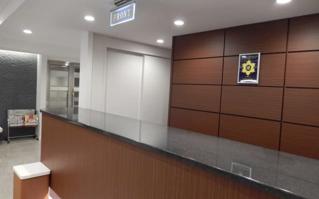 Hotel Shinjukuya - photo 2