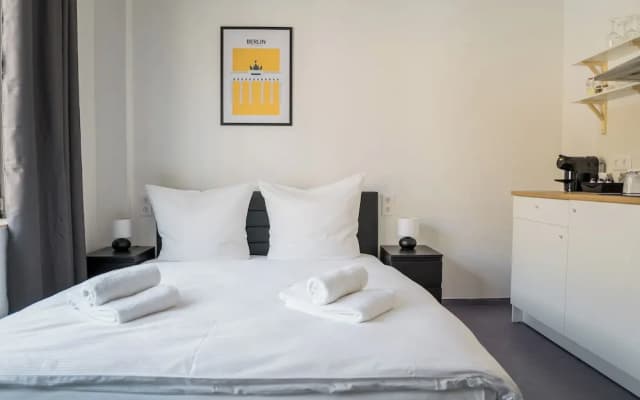 Apartmenthaus Berlin Neukölln - photo 4