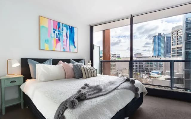 Ella, 1BDR Melbourne Apartment - photo 4