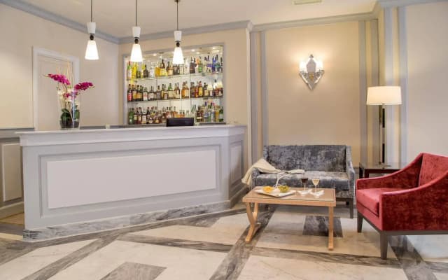Hotel della Conciliazione - photo 2