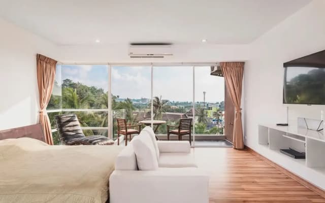 Condo In Karon In Chic Condo - Unit A403 - photo 5