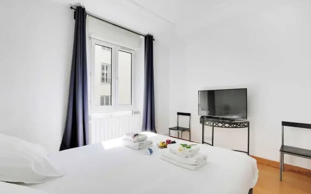 Fancy Apartment - 2br/6p - Canal Saint-martin - photo 2