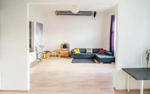 B32 Gellért Apartment - photo 3