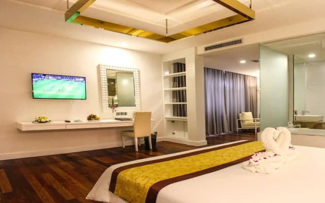Grand Sokhalay Hotel - photo 4