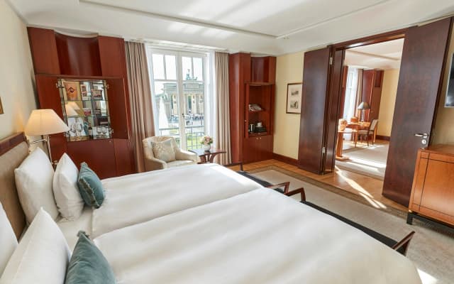 Hotel Adlon Kempinski - photo 4