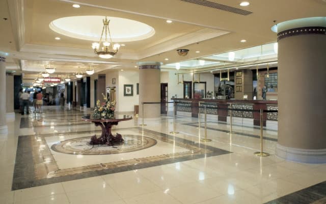 Palace Station Hotel and Casino - photo 2