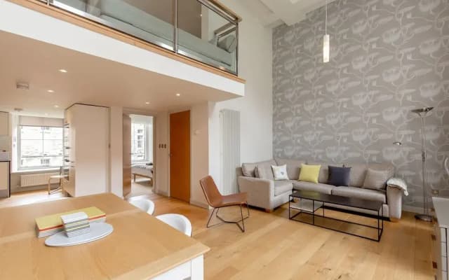 424 - Simpson's Loan Duplex Apartment - photo 4