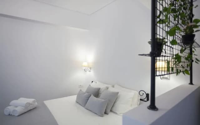 Hephaestus luxury flat Psyrri square - photo 4