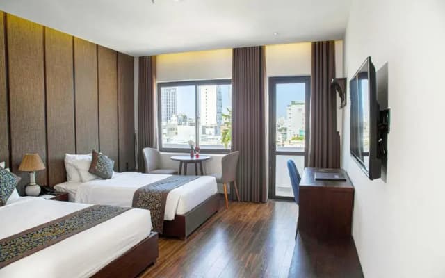 Dong Duong Hotel & Suites - photo 5