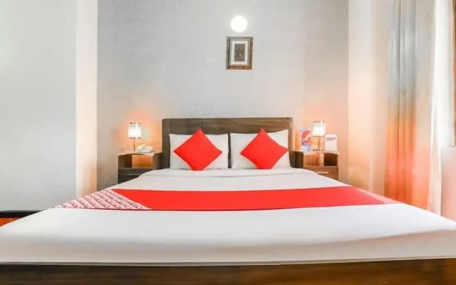 Vienna Hotel by OYO Rooms - photo 3