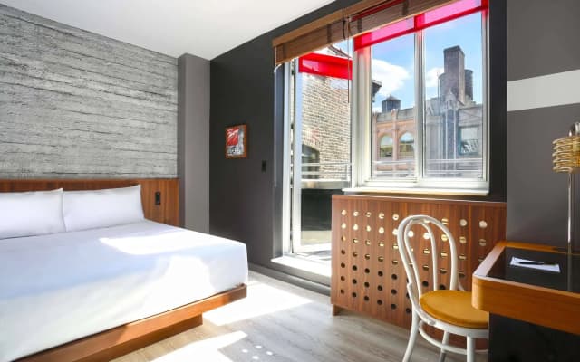 Henri Hotel  - photo 4