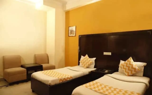 OYO 12075 Hotel Regalia Retreat - photo 5