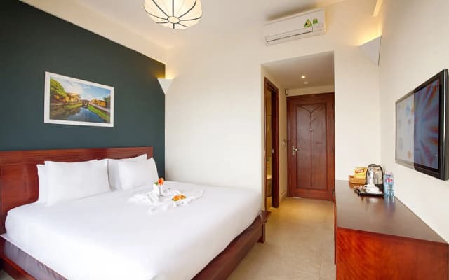 Green Apple Hotel - photo 3