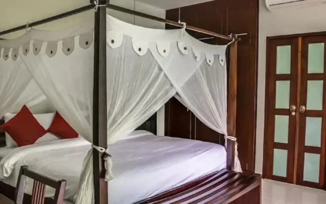 Villa Ruby - photo 2
