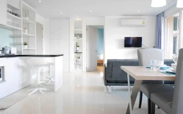 Atlantis Condo - photo 3