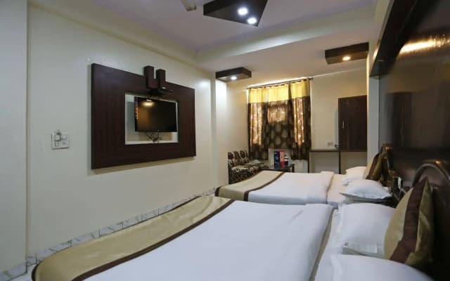 Hotel Delhi Continental - photo 4