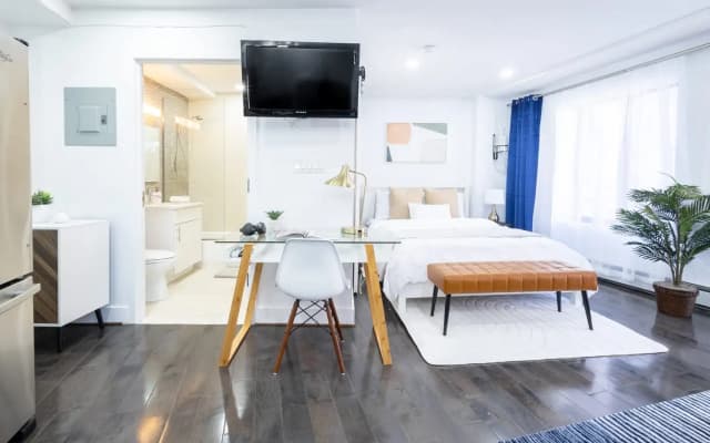 809-5b Luxury Studio With a Private Balcony - photo 4