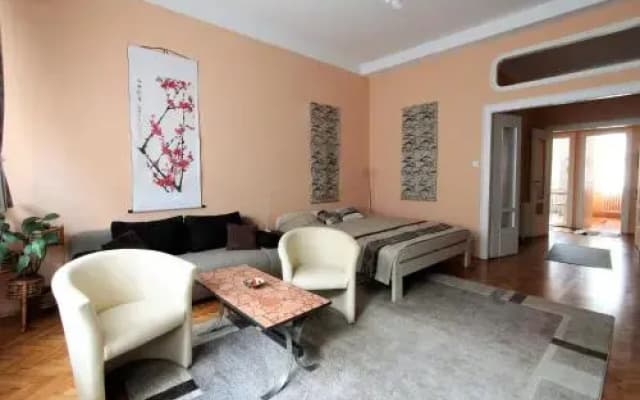 Lili's home - photo 4