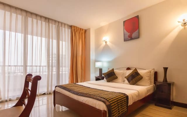 Crescat Apartments - photo 3