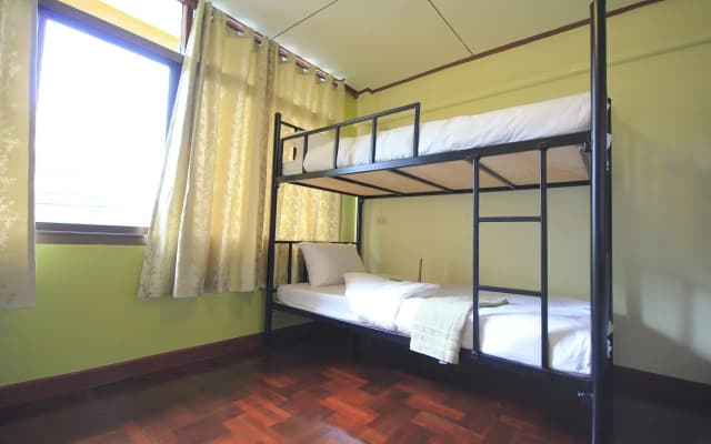 Chan Cha La 99 Hostel - photo 3
