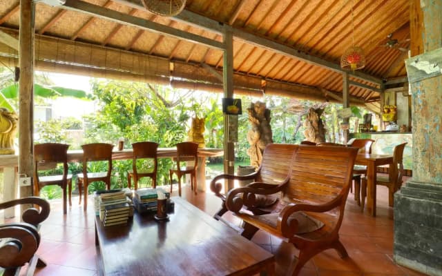 D'uma Residence and Hostel - photo 5