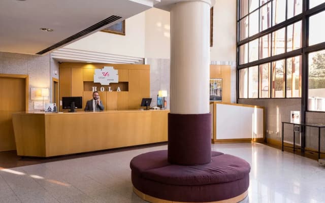 Hotel Acta Piramides - photo 2