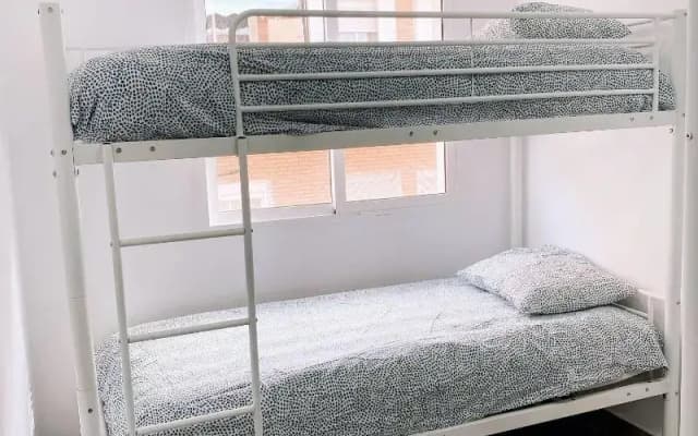 Hostel H8 - photo 3