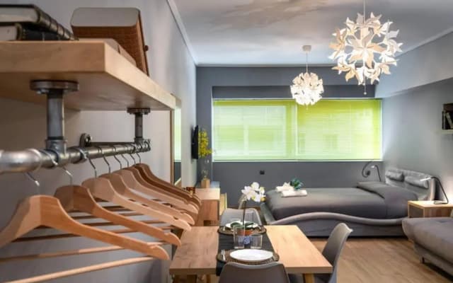Superb suite on Aiolou street - photo 3