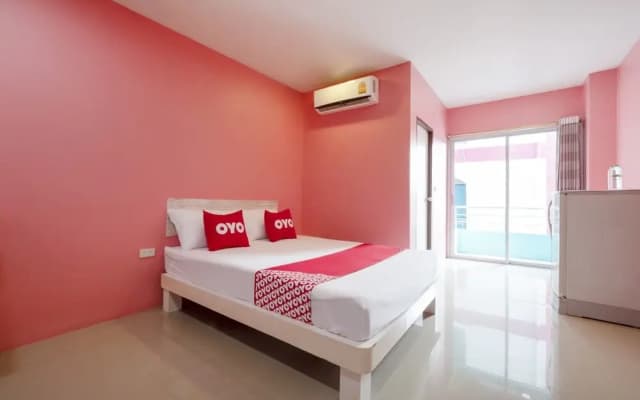 OYO 1030 Cd Mansion - photo 3