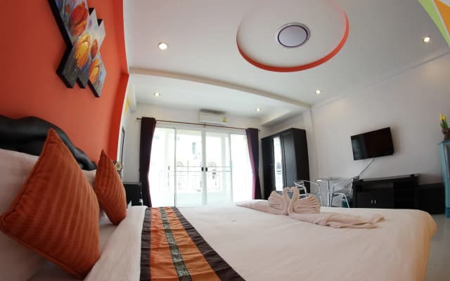 Tulip Inn - photo 4