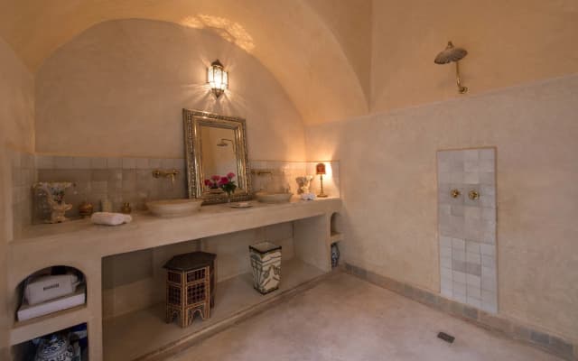 Riad Emberiza Sahari - photo 2