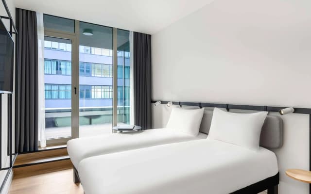 ibis Budapest Stadium - photo 4