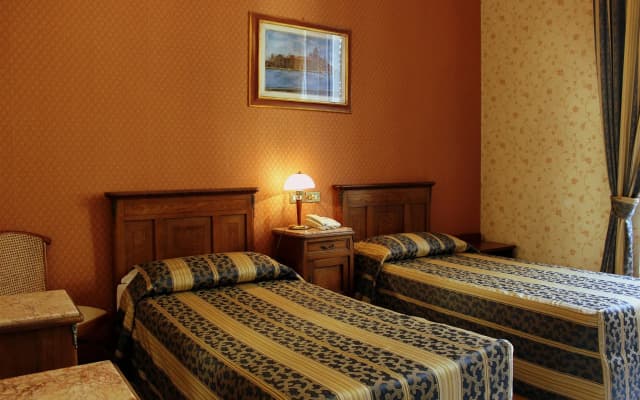 Hotel Beatrice - photo 5