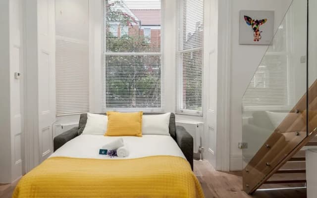 Spacious Canfield Gardens Studio - photo 5